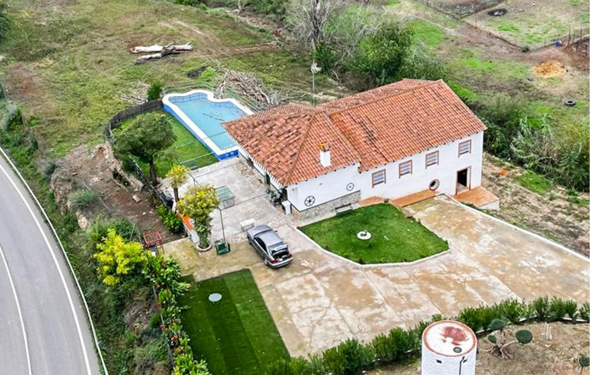 6 Bedroom Amazing Home In La Puebla De Los Infan La Puebla de los Infantes Exterior photo